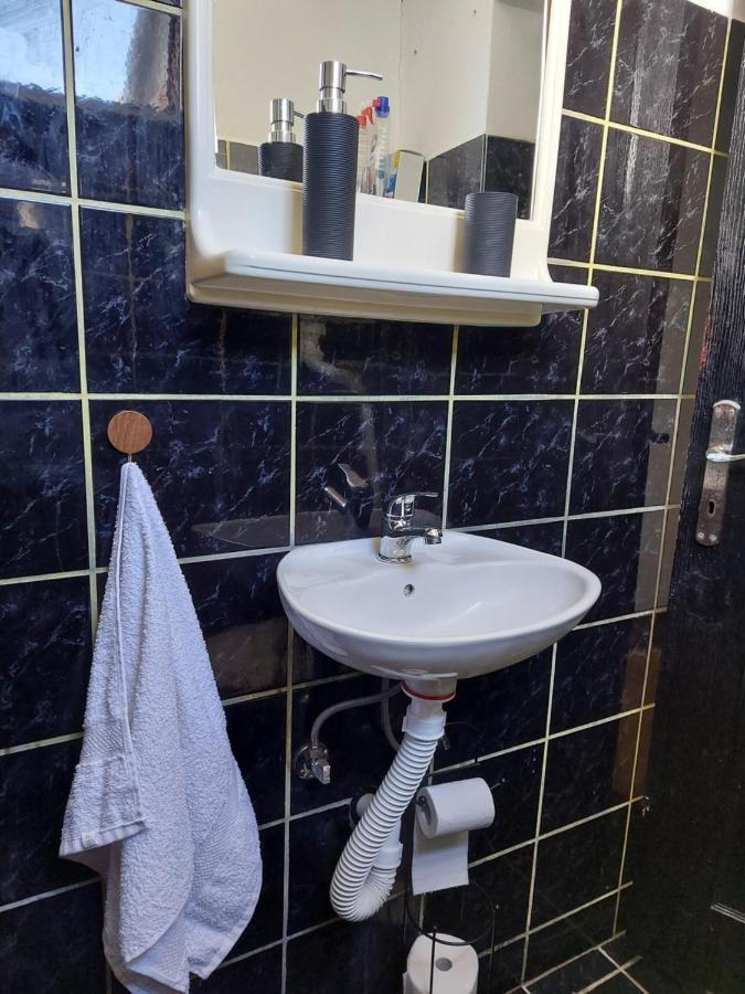Kuca na dan Apartment Sid Bagian luar foto